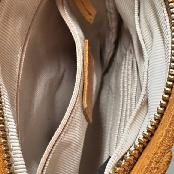 Margot New York Split Pocket Leather Crossbody in Cognac EUC - Picture 12 of 15